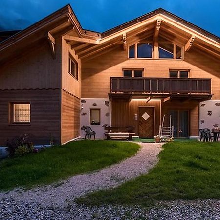 Chalet Osmar Suite 2 Campitello di Fassa Eksteriør bilde