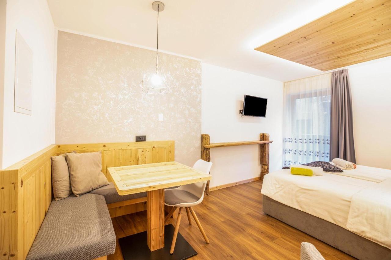 Chalet Osmar Suite 2 Campitello di Fassa Eksteriør bilde